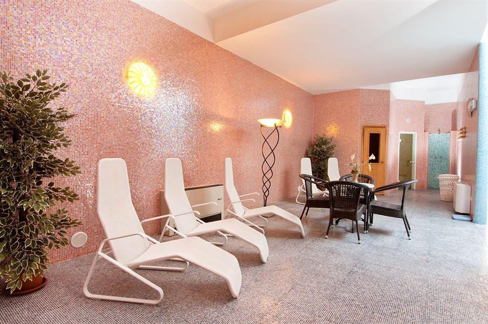 Le Ginestre Family&wellness Hotel 4*