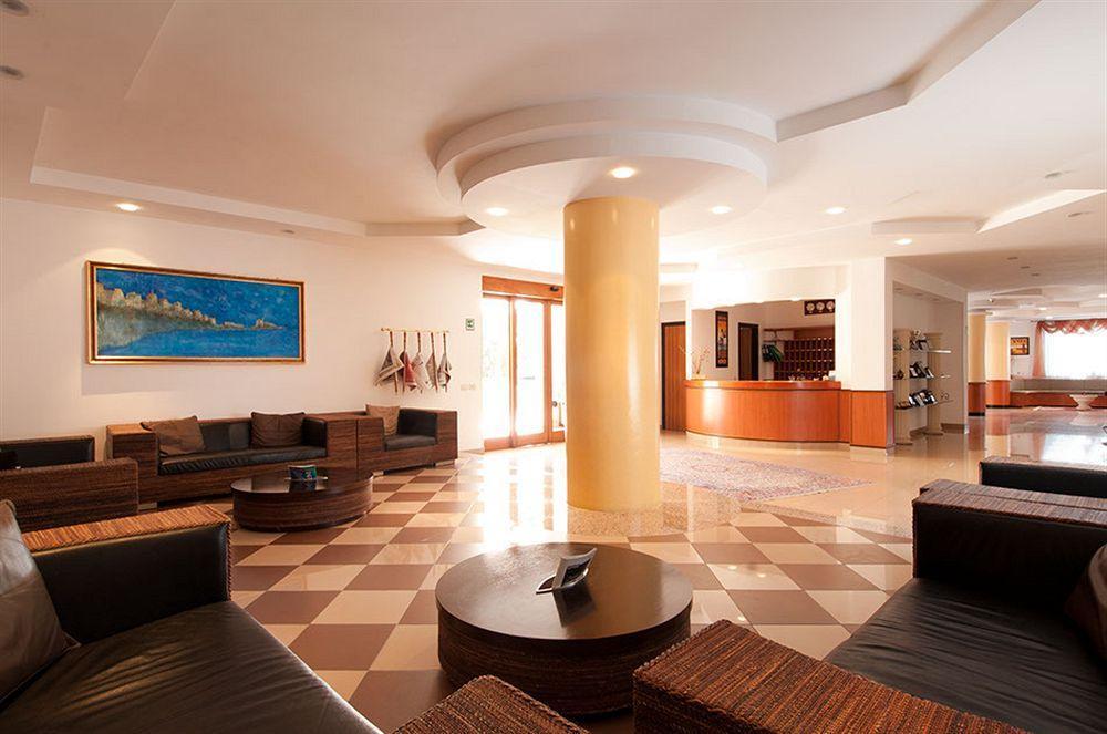Le Ginestre Family&wellness Hotel 4*